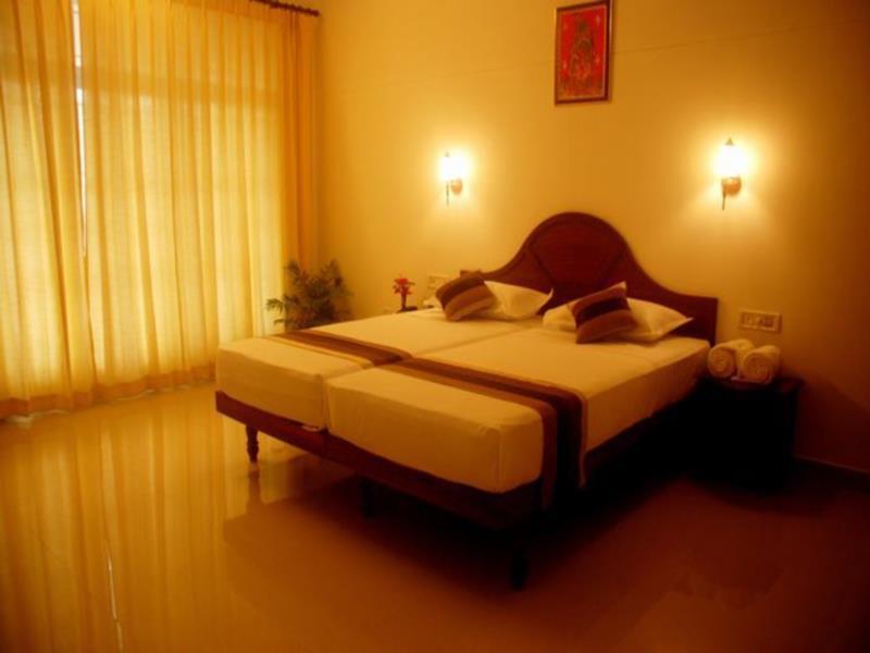 Chakra Ayurvedic Resort Kovalam Buitenkant foto