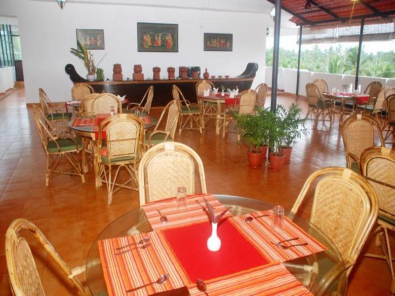 Chakra Ayurvedic Resort Kovalam Buitenkant foto