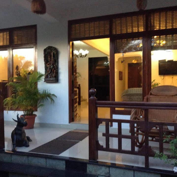 Chakra Ayurvedic Resort Kovalam Buitenkant foto