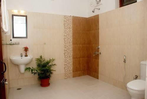 Chakra Ayurvedic Resort Kovalam Buitenkant foto