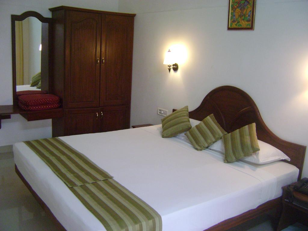 Chakra Ayurvedic Resort Kovalam Kamer foto